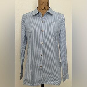 Juicy Couture Women's Blue & White Striped Button-Up Shirt Medium